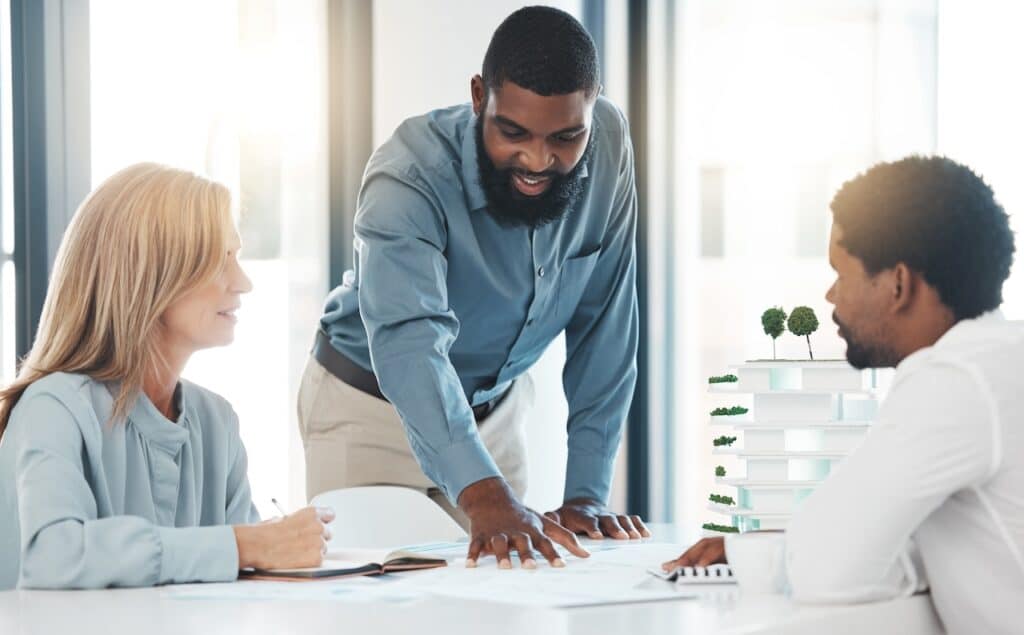 How IT Project Managers Utilize Technology for a Competitive Advantage